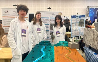 De hotéis para abelhas a sensores de nanopartículas: 1ª Mostra dos Clubes de Ciência movimenta o Paraná Faz Ciência 2025